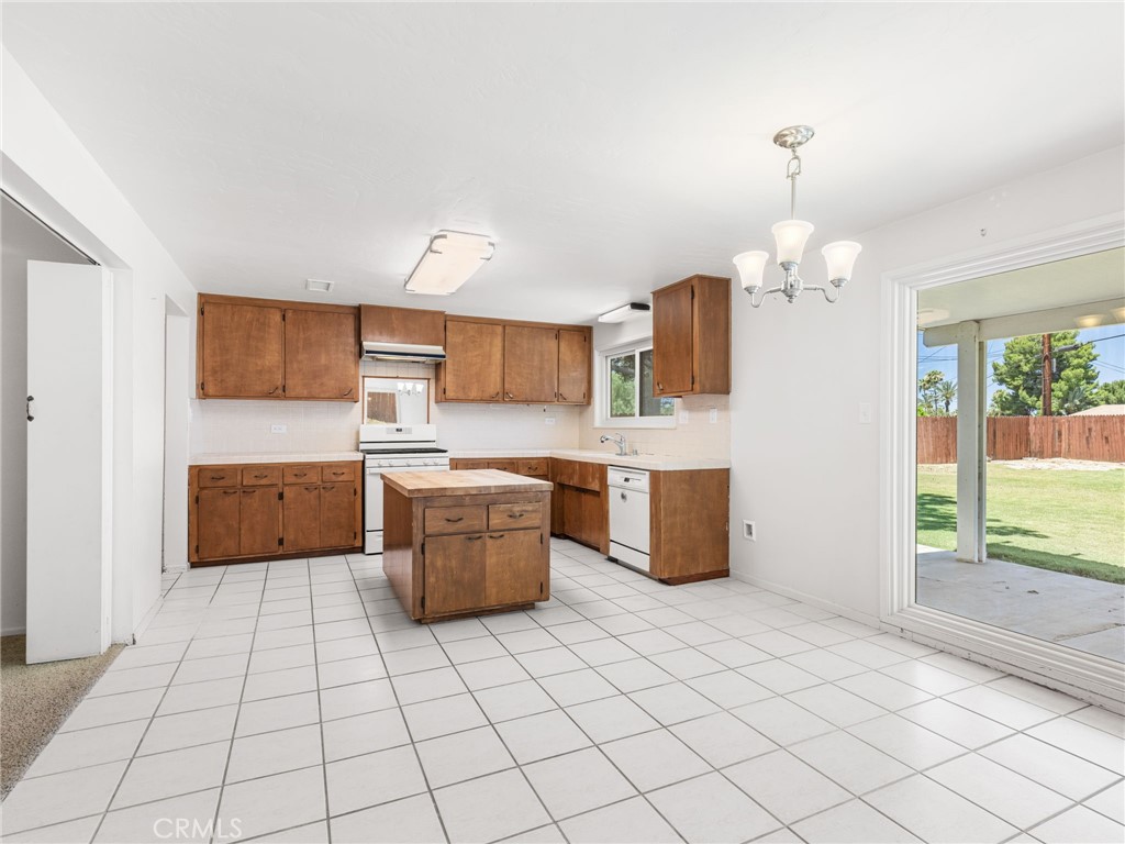2973 Flanders Road Riverside, CA 92507 - Photo 29 of 55