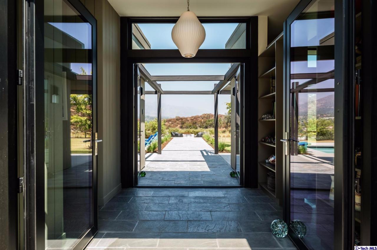 3645 Deerpass Road Glendale, CA 91208 - Photo 6 of 39 a view of front door