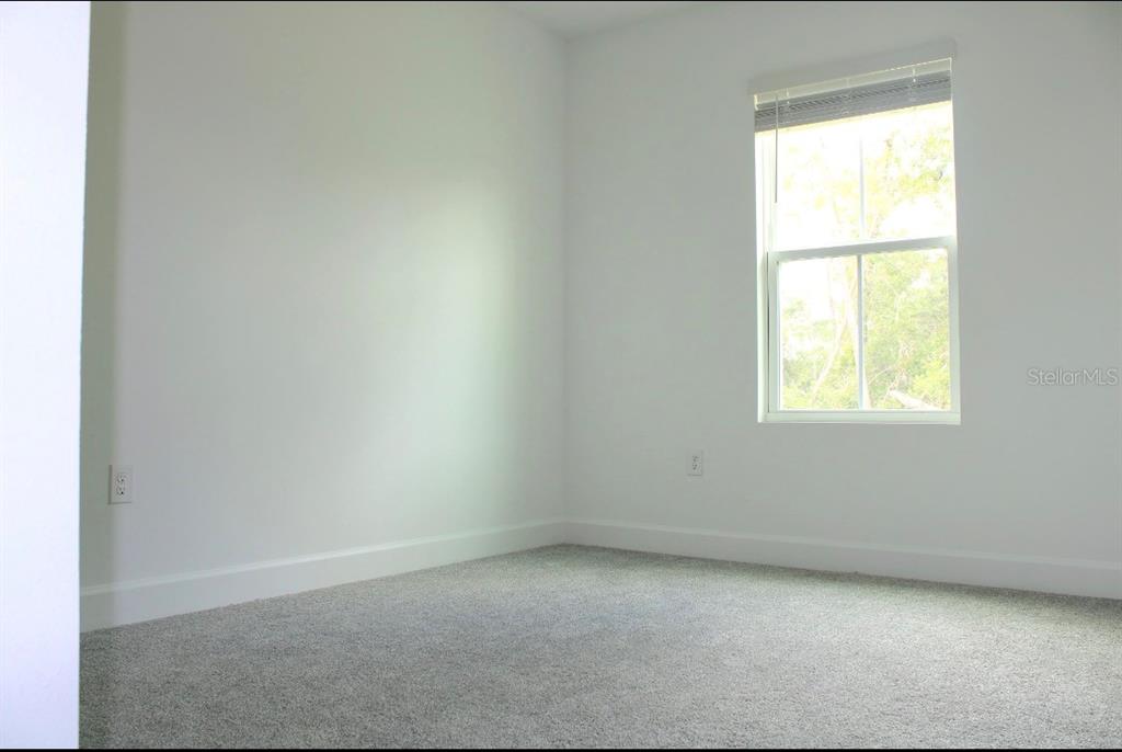 5186 Southwest 165th St Road Ocala, FL 34473 - Photo 2 of 9
