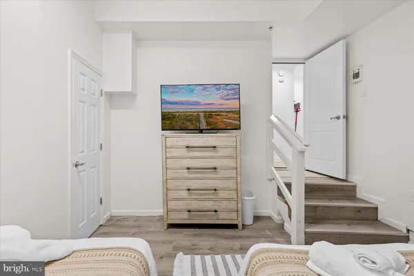 a view of walk in closet