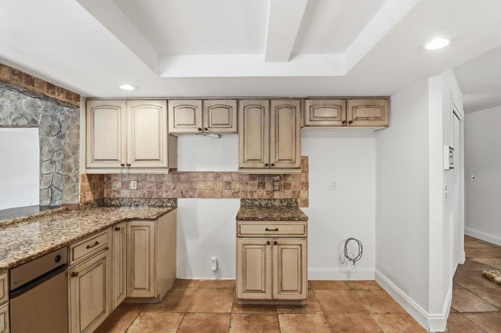 8464 Delaware Drive Spring Hill, FL 34607 - Photo 18 of 46