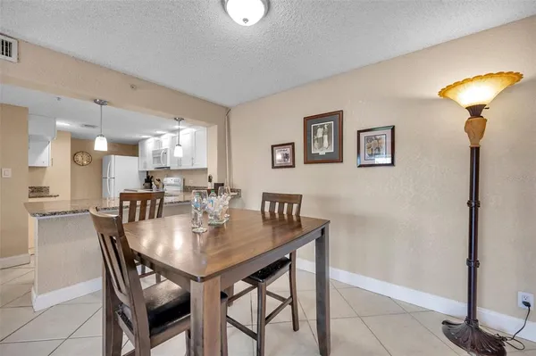 $270,000 | 36750 US Highway 19 North, Unit 2763, Palm Harbor, FL 34683