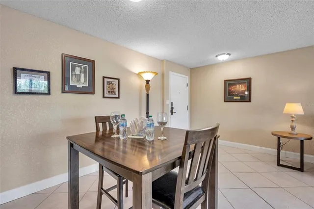 $270,000 | 36750 US Highway 19 North, Unit 2763, Palm Harbor, FL 34683