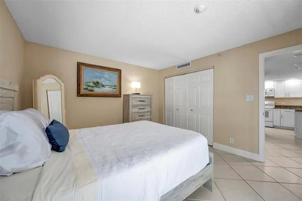$270,000 | 36750 US Highway 19 North, Unit 2763, Palm Harbor, FL 34683
