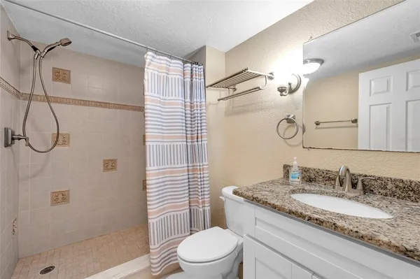 $270,000 | 36750 US Highway 19 North, Unit 2763, Palm Harbor, FL 34683
