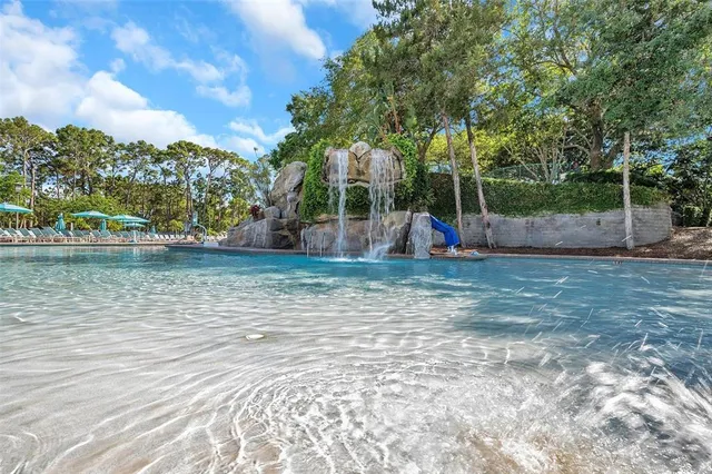 $270,000 | 36750 US Highway 19 North, Unit 2763, Palm Harbor, FL 34683