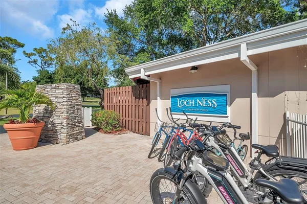 $270,000 | 36750 US Highway 19 North, Unit 2763, Palm Harbor, FL 34683