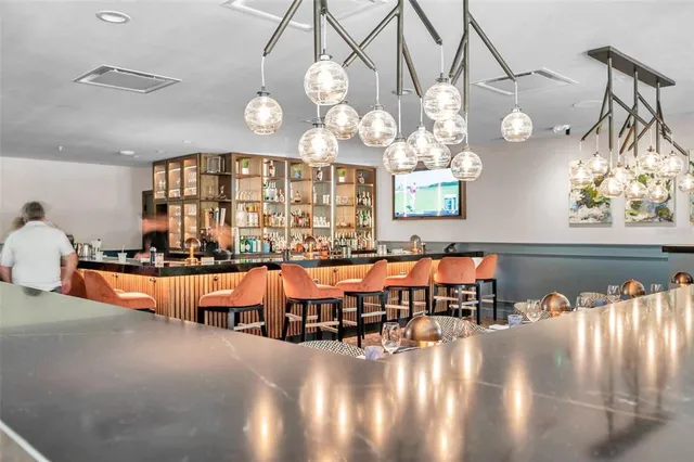 $270,000 | 36750 US Highway 19 North, Unit 2763, Palm Harbor, FL 34683