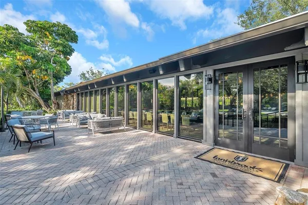 $270,000 | 36750 US Highway 19 North, Unit 2763, Palm Harbor, FL 34683