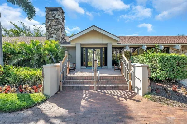 $270,000 | 36750 US Highway 19 North, Unit 2763, Palm Harbor, FL 34683