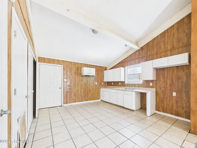 $850 | 111 Sternberg Drive, Lafayette, LA 70506