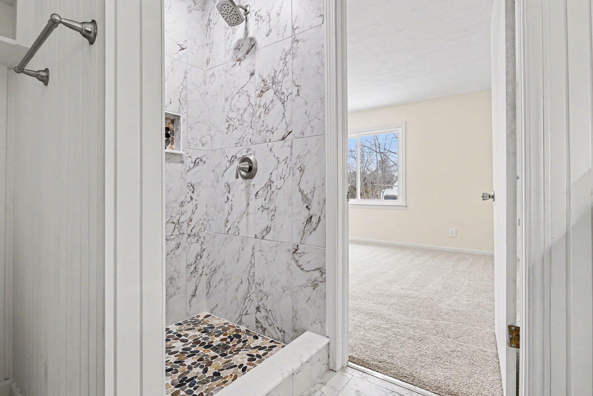 1209 Mohawk Lane St. Joseph, MI 49085 - Photo 17 of 32 017_file_6402