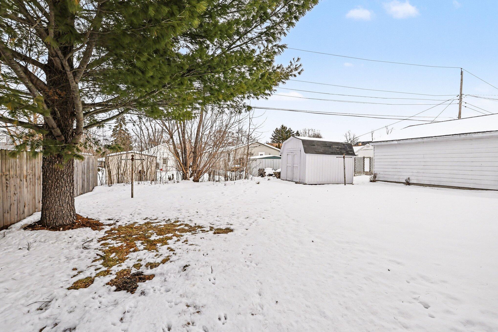 1209 Mohawk Lane St. Joseph, MI 49085 - Photo 28 of 32 026_file_2636