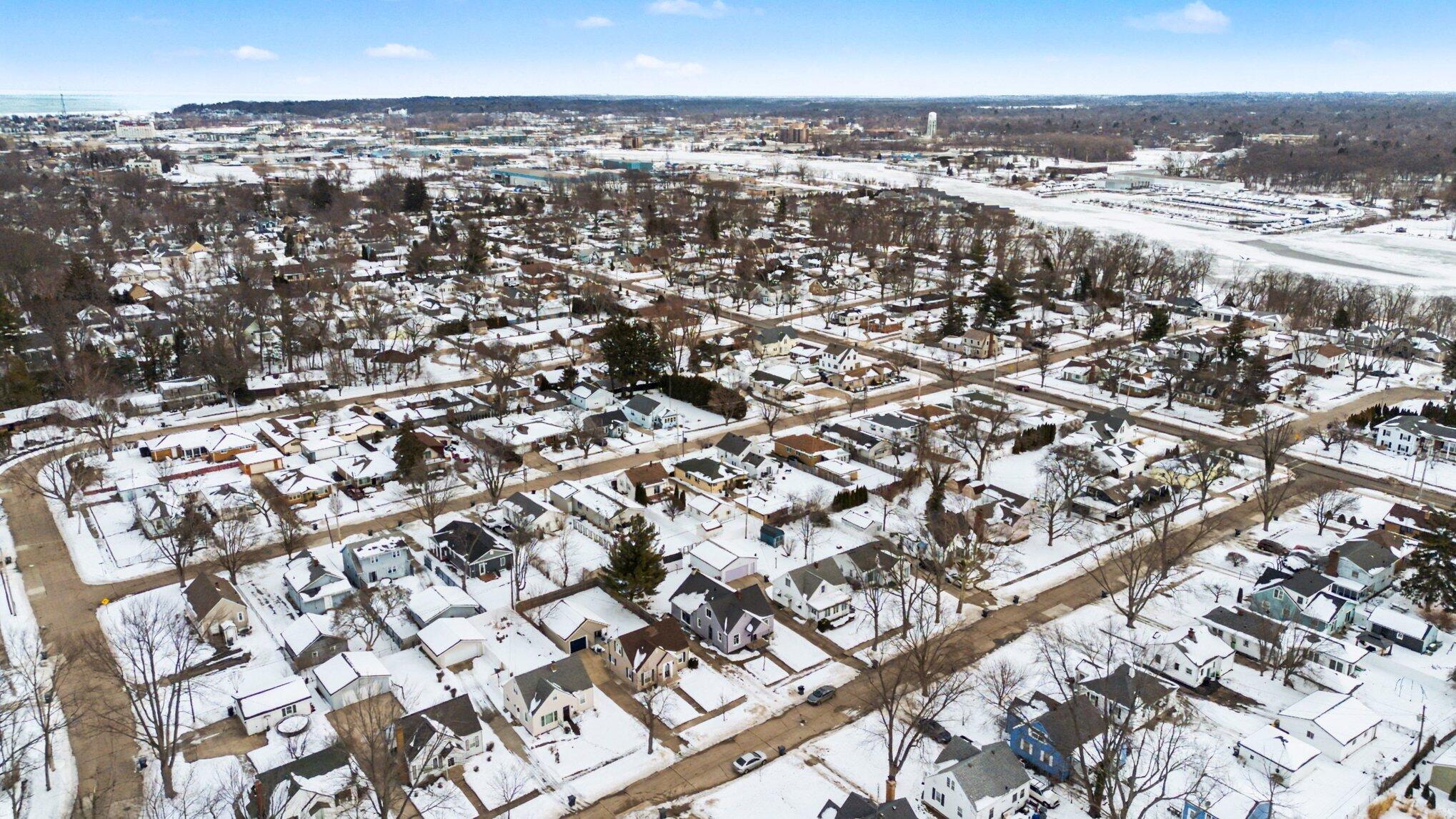 1209 Mohawk Lane St. Joseph, MI 49085 - Photo 31 of 32 029_file_6118