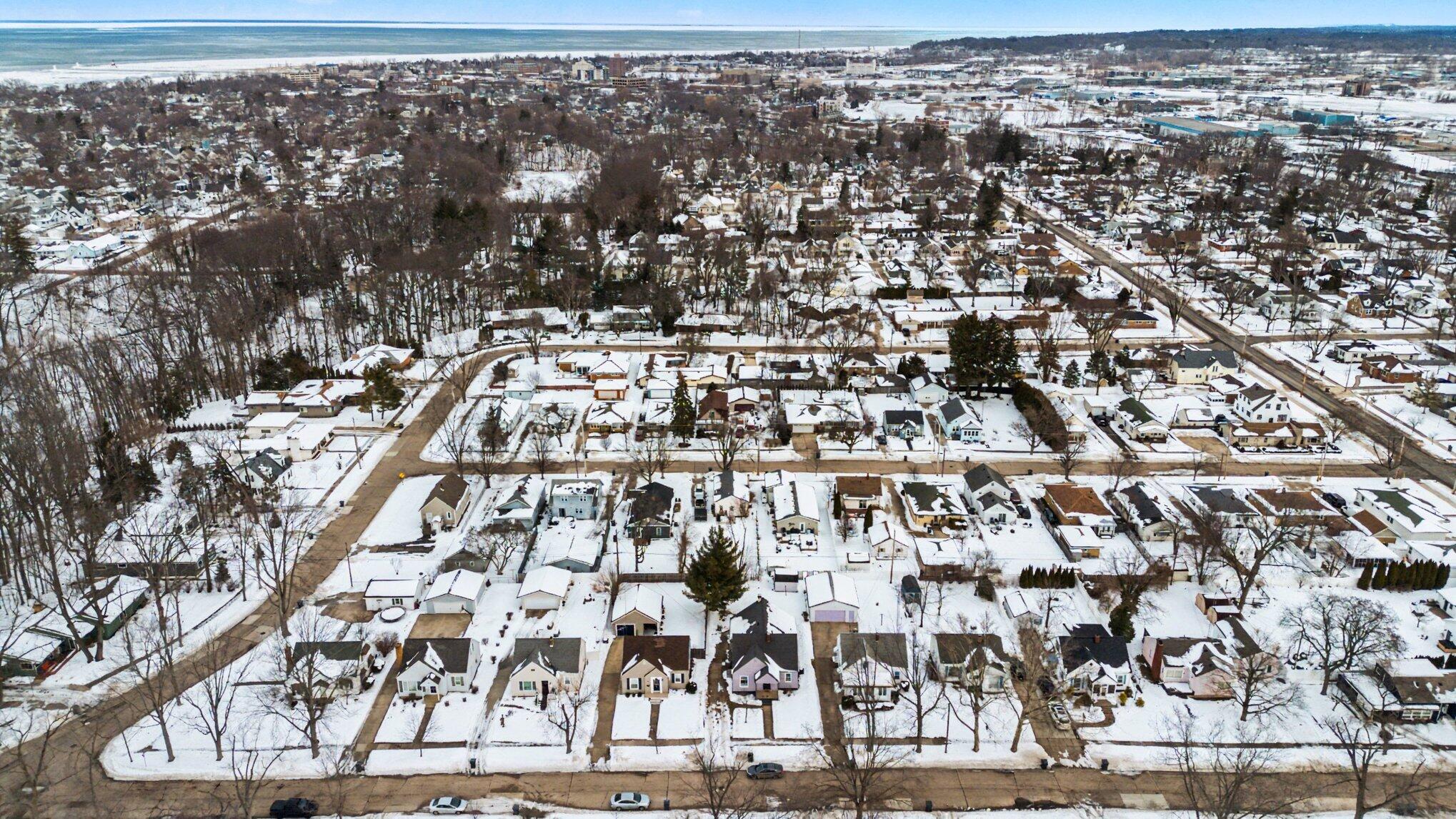 1209 Mohawk Lane St. Joseph, MI 49085 - Photo 32 of 32 002_file_8185