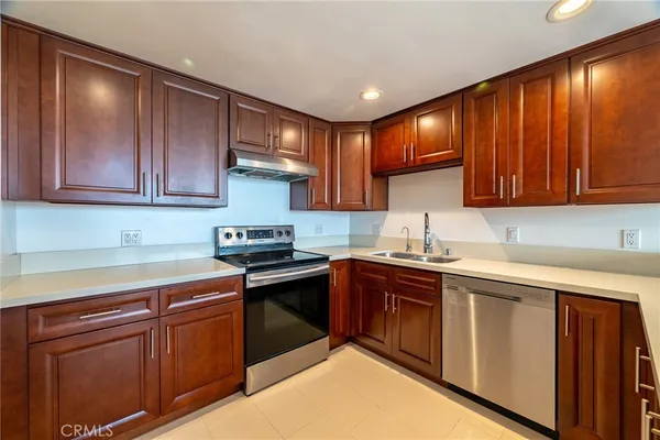 $4,200 | 2160 Century, Unit 1002, Los Angeles, CA 90067