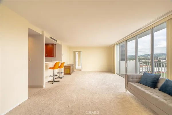 $4,200 | 2160 Century, Unit 1002, Los Angeles, CA 90067