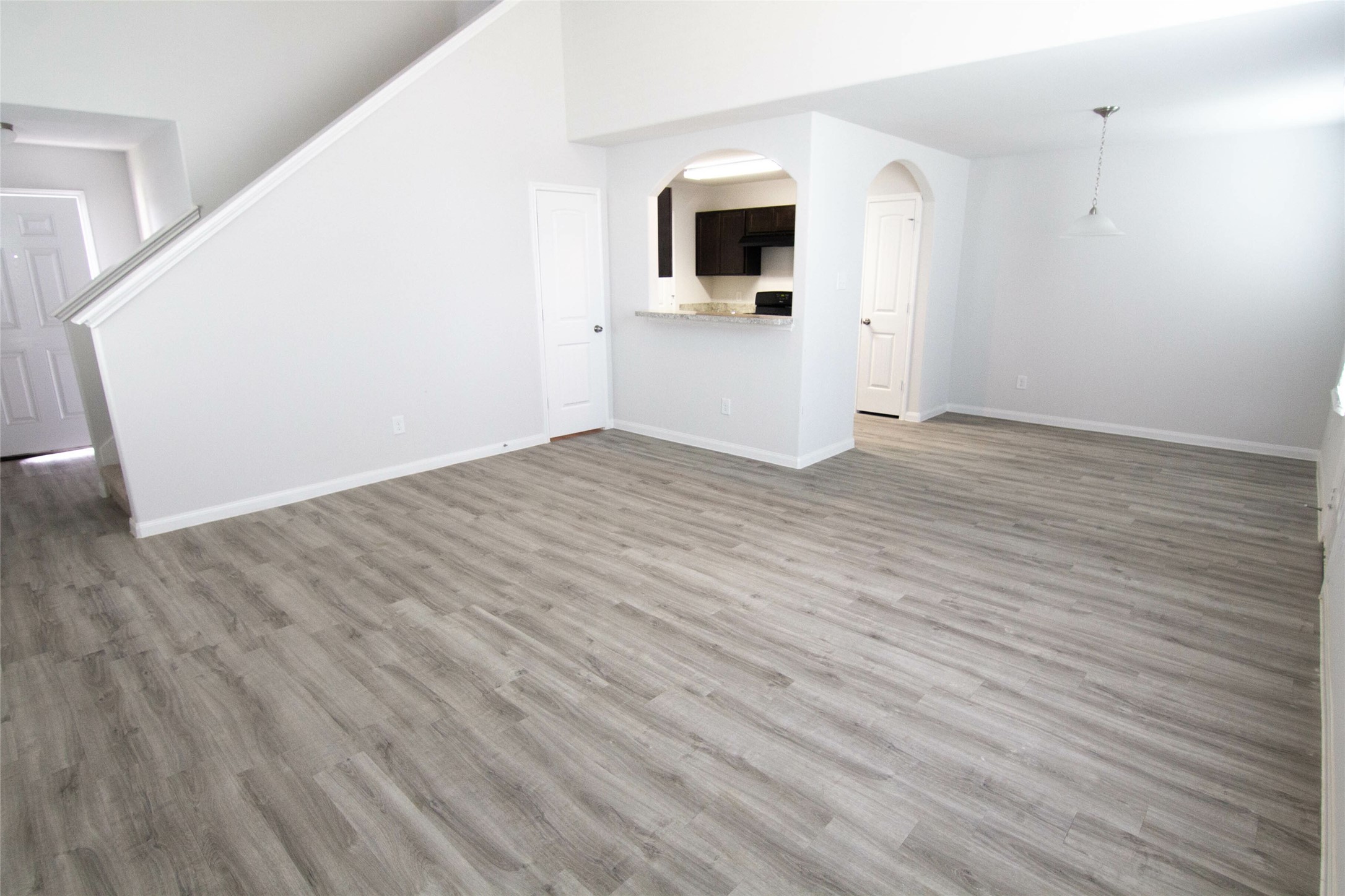 18707 Bell Ravine Drive Katy, TX 77449 - Photo 11 of 16 Photos may be representative of the floor plan and not the exact home. Finishes, layout, and features of the actual property for lease may vary.