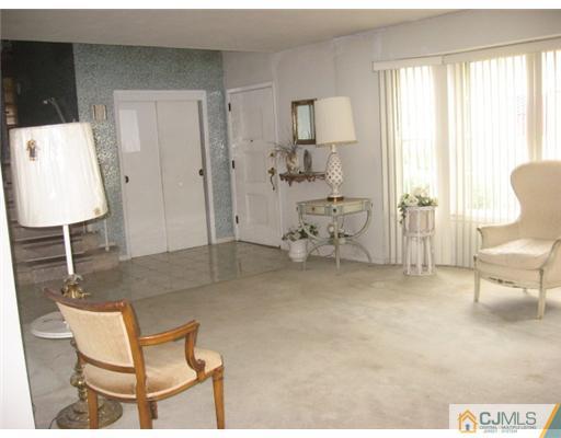9 Ryan Road Edison, NJ 08817 - Photo 3 of 8 Gallery Image 3