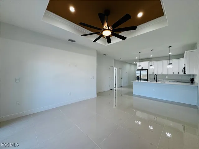 $1,850 | 3948 20th Street West, Lehigh Acres, FL 33971