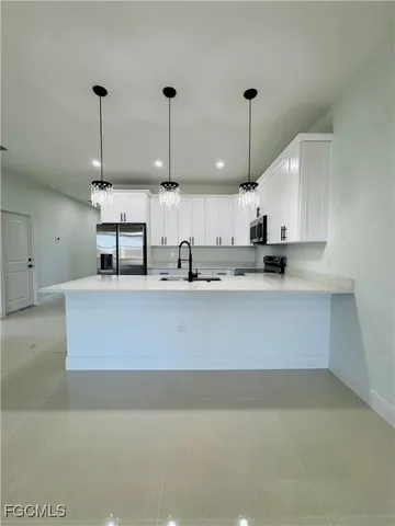 $1,850 | 3948 20th Street West, Lehigh Acres, FL 33971