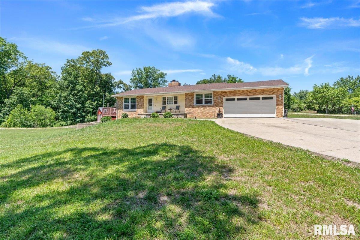 485 Pakey Road Springfield, IL 62712 - Photo 2 of 53