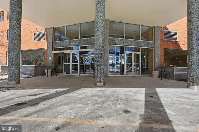 $98,900 | 7900 Old York Road, Unit 208B, Elkins Park, PA 19027