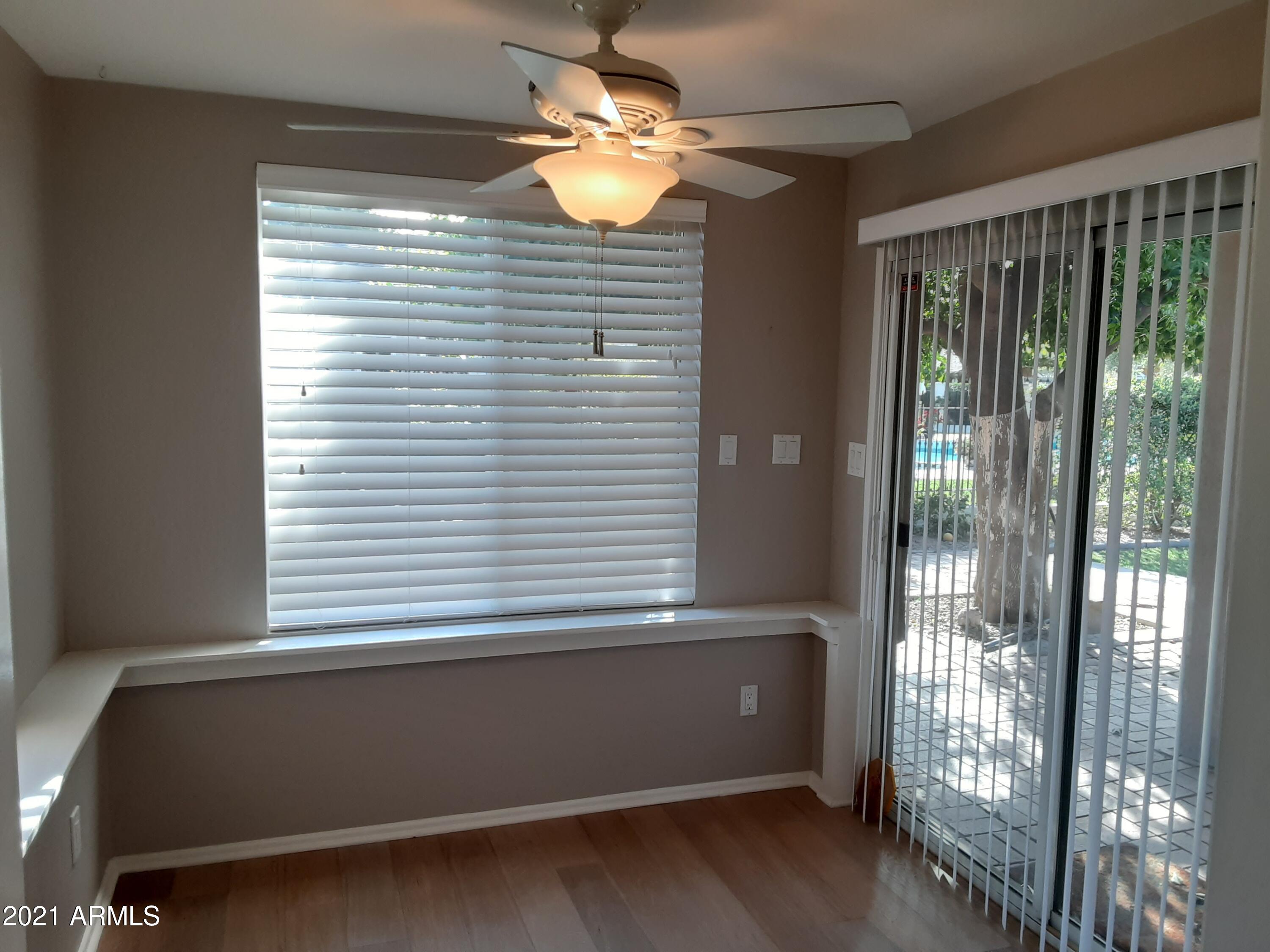 112 West Boca Raton Road Phoenix, AZ 85023 - Photo 13 of 48 Bfast Nook