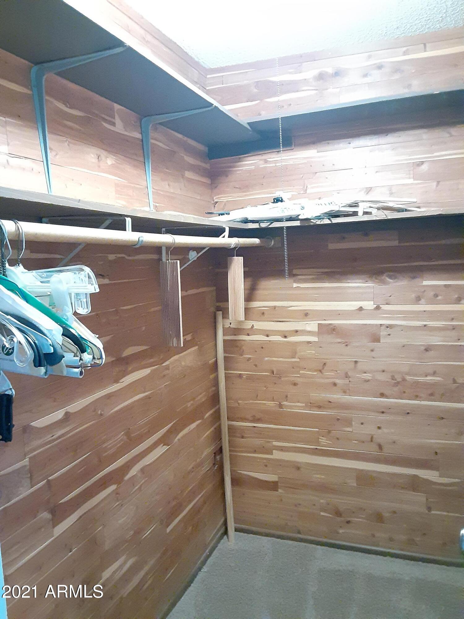 112 West Boca Raton Road Phoenix, AZ 85023 - Photo 19 of 48 Master Cedar Closet