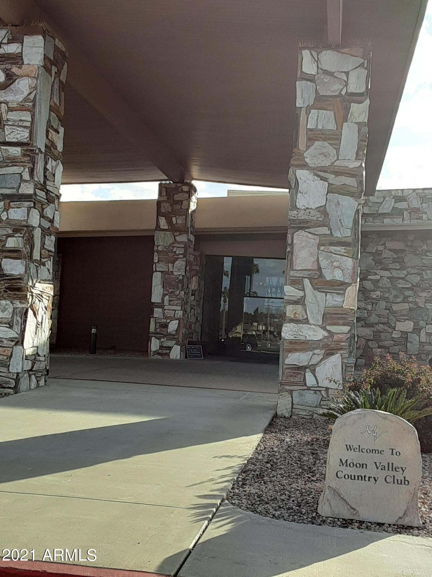 112 West Boca Raton Road Phoenix, AZ 85023 - Photo 47 of 48 Moon Valley CC Entrance