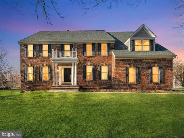 $1,369,000 | 11 Harvest Drive, Plainsboro, NJ 08536