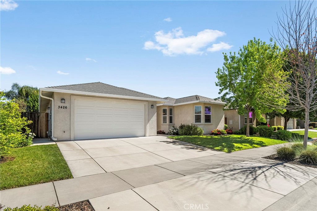 3426 Padre Lane Chico, CA 95973 - Photo 3 of 41
