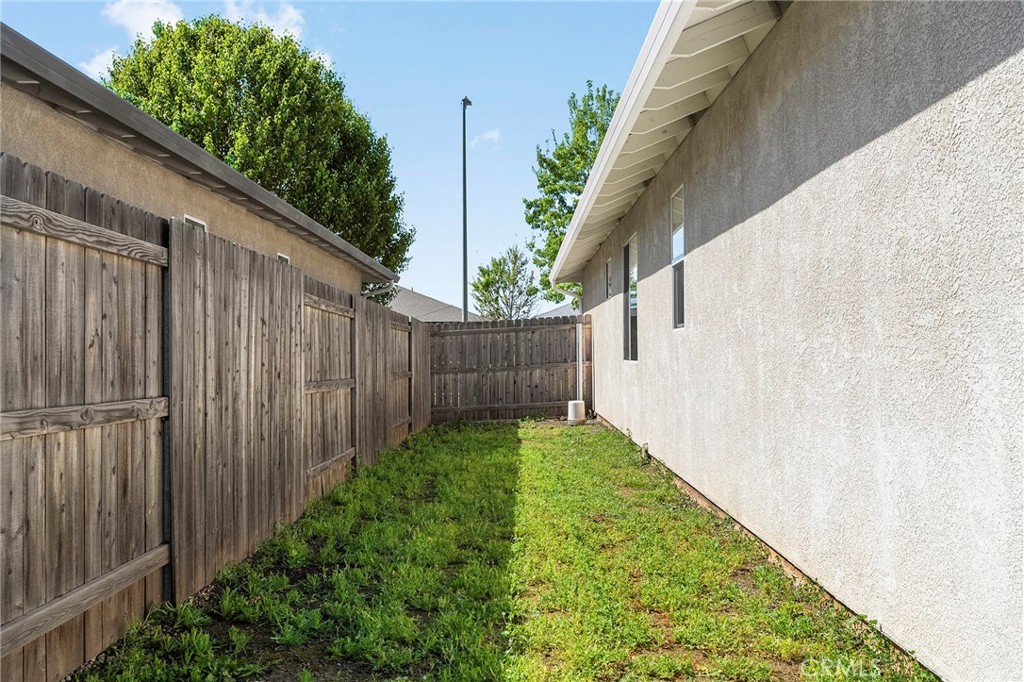 3426 Padre Lane Chico, CA 95973 - Photo 33 of 41