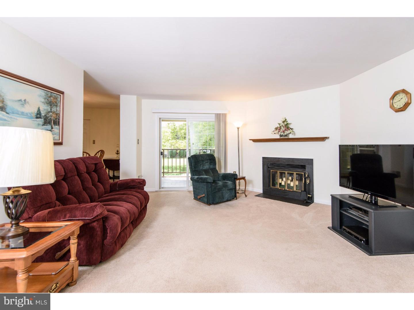 224 Valley Stream Lane Chesterbrook, PA 19087 - Photo 4 of 20 Gallery Image 4