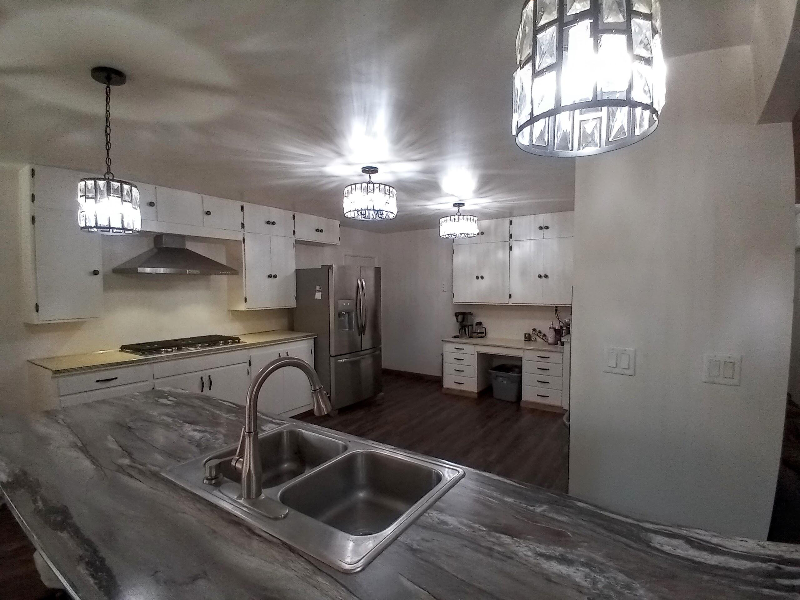 2942 Orindale Road Klamath Falls, OR 97601 - Photo 4 of 21 20210603_190500