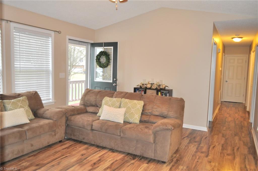 154 Sunset Ridge Lane Lexington, NC 27295 - Photo 8 of 16 Gallery Image 8