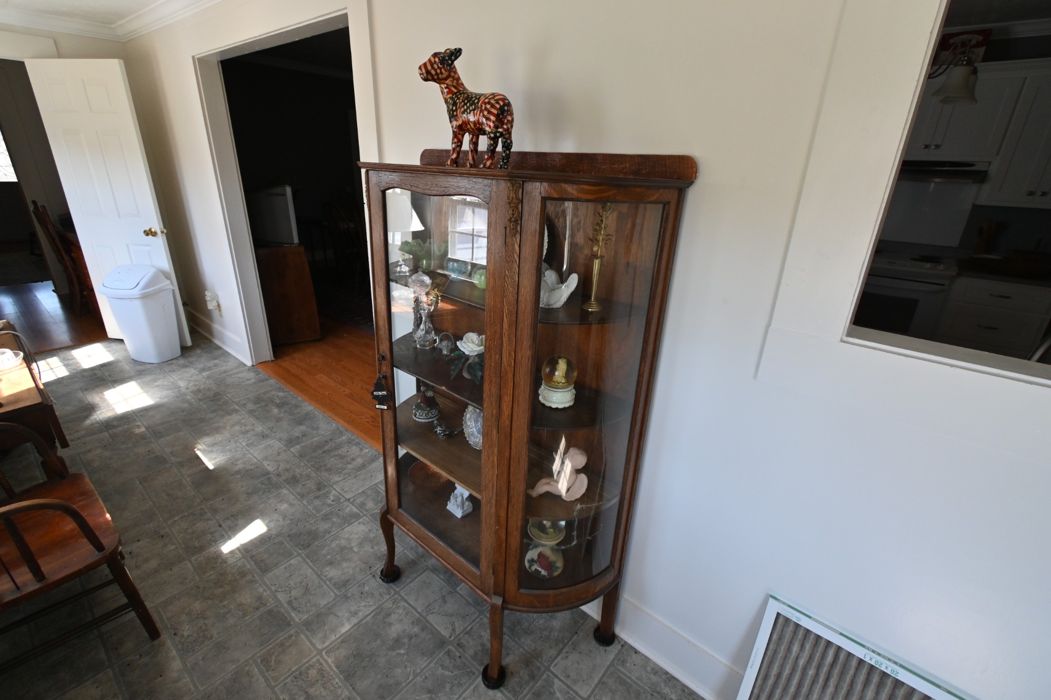489 Doyle Road Linden, TN 37096 - Photo 48 of 70 a view of a hallway with entryway