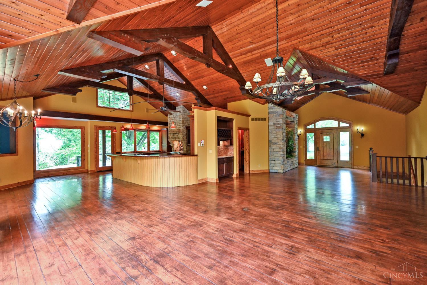 41 Locust Hill Road Cincinnati, OH 45245 - Photo 15 of 84 Gallery Image 15