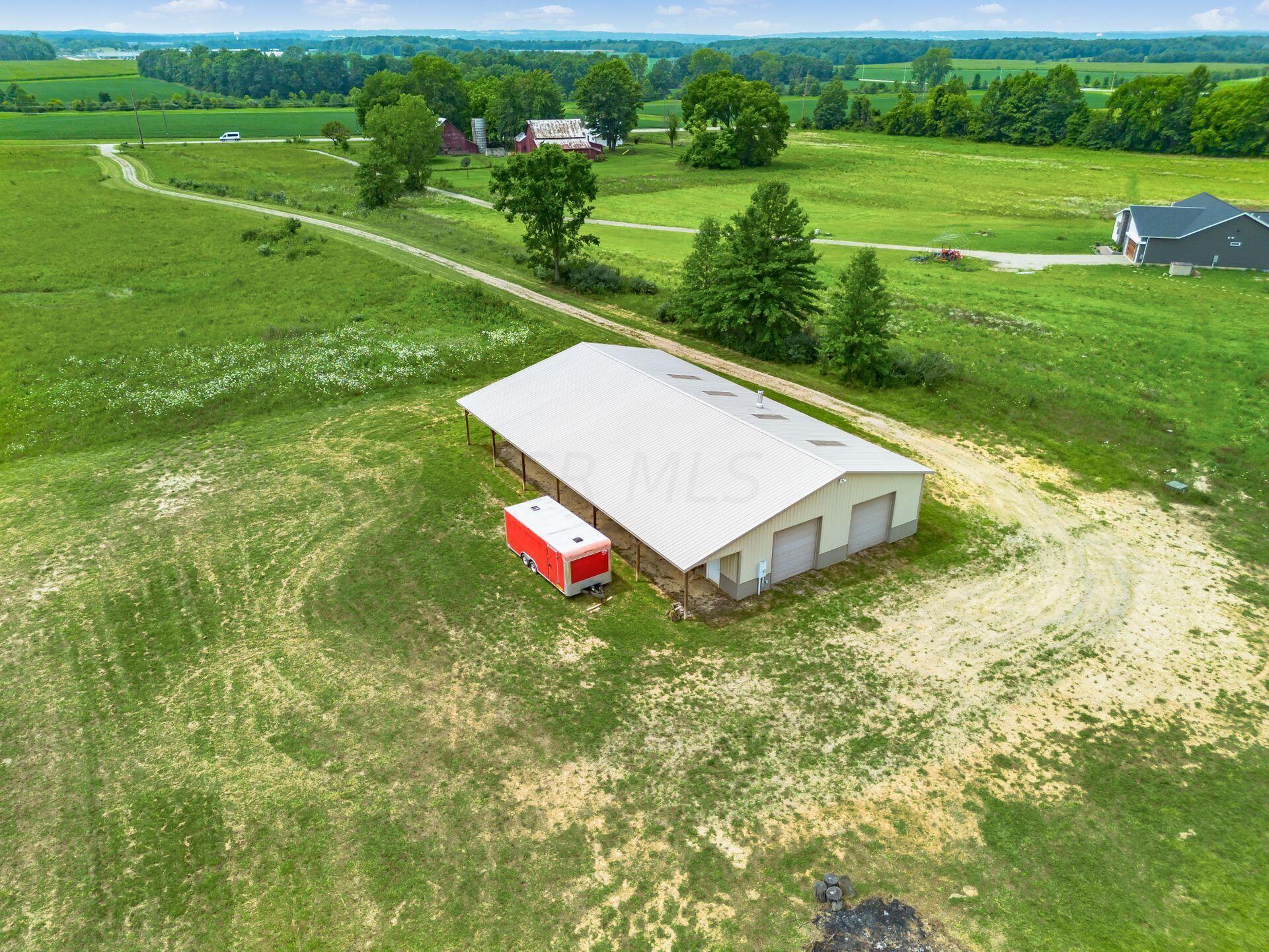 22100 Johnson Road Raymond, OH 43067 - Photo 27 of 33 Barn