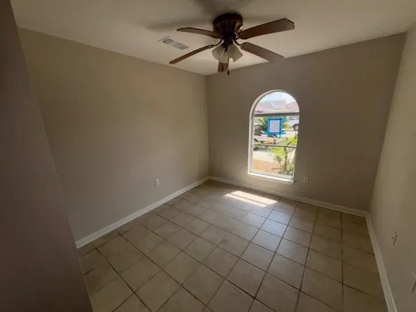 $139,000 | 3228 Veronica Drive, Chalmette, LA 70043