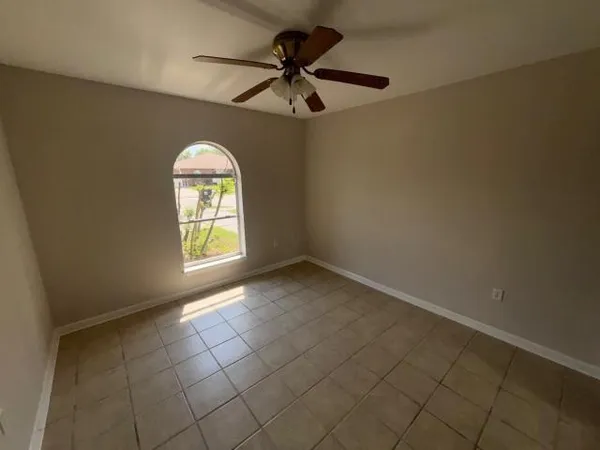 $139,000 | 3228 Veronica Drive, Chalmette, LA 70043