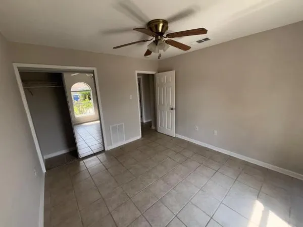 $139,000 | 3228 Veronica Drive, Chalmette, LA 70043