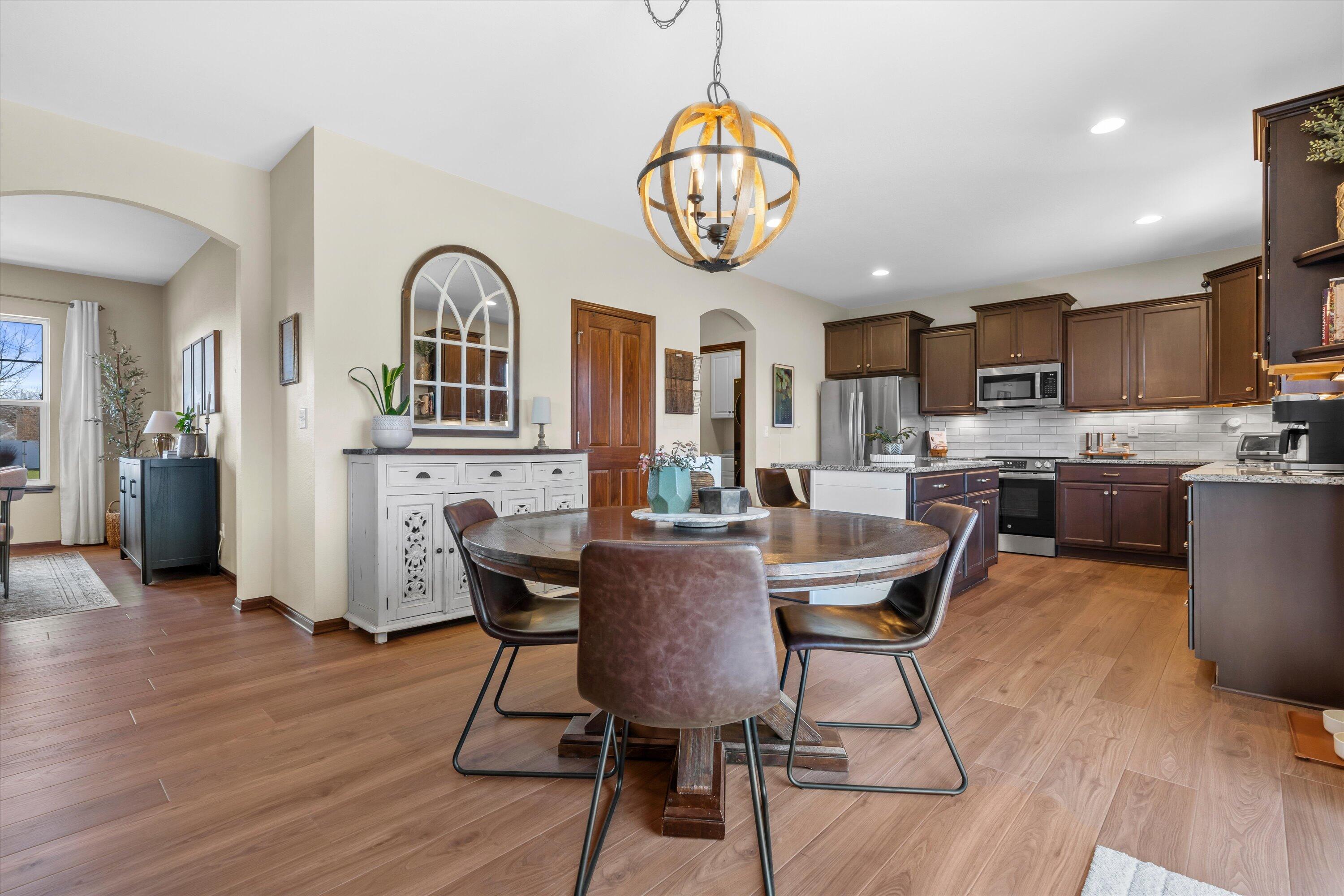3552 Olde Howell Road Waukesha, WI 53188 - Photo 9 of 60 Eat In Kitchen