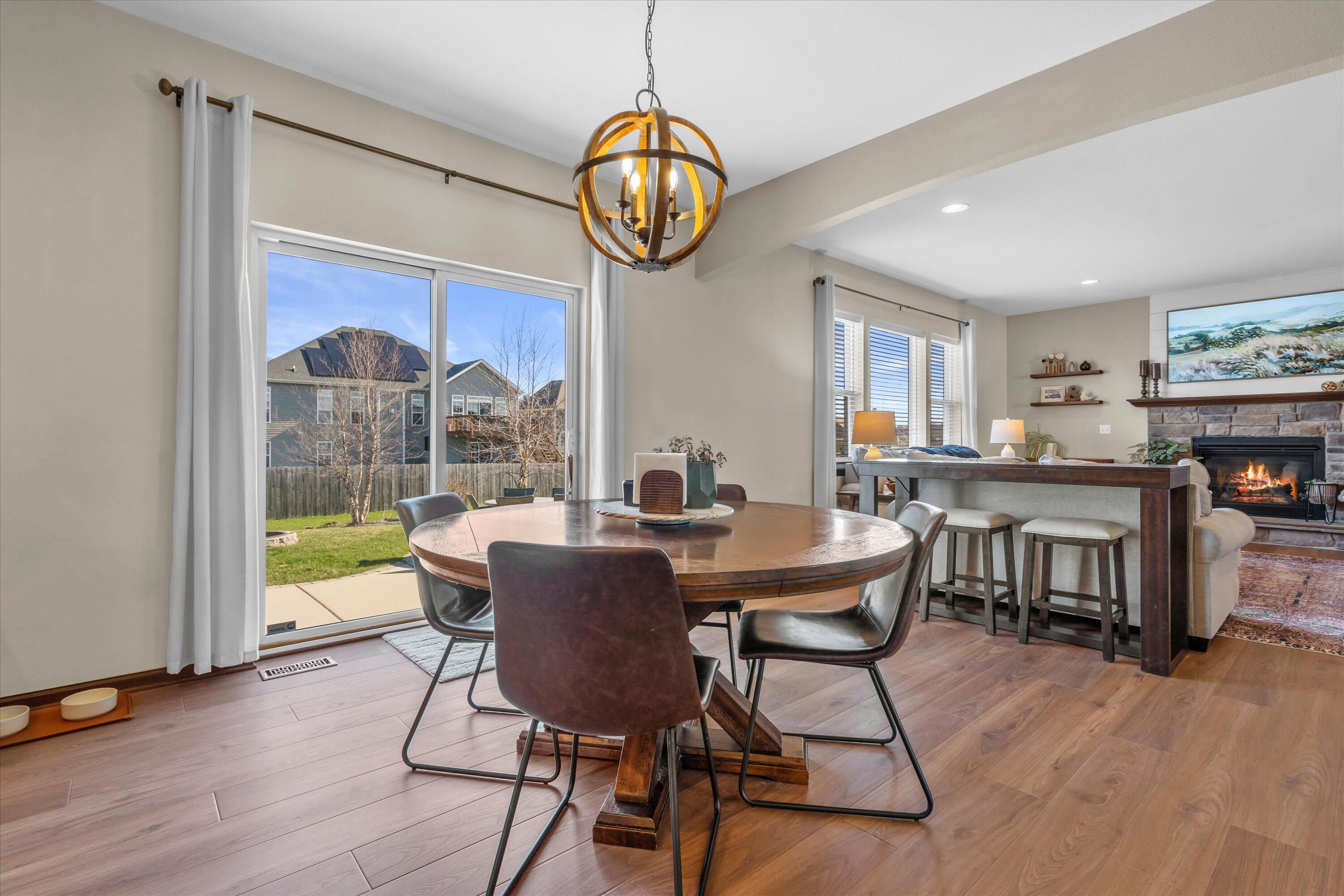 3552 Olde Howell Road Waukesha, WI 53188 - Photo 11 of 60 Tons of Natural Light