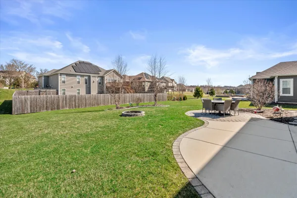 $679,000 | 3552 Olde Howell Road, Waukesha, WI 53188