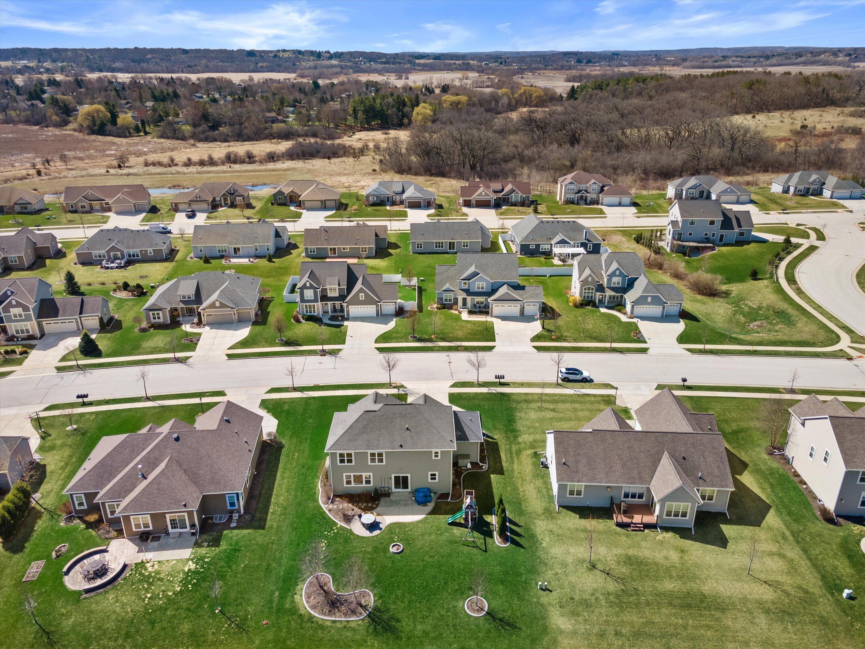 3552 Olde Howell Road Waukesha, WI 53188 - Photo 51 of 60 10-DJI_0860