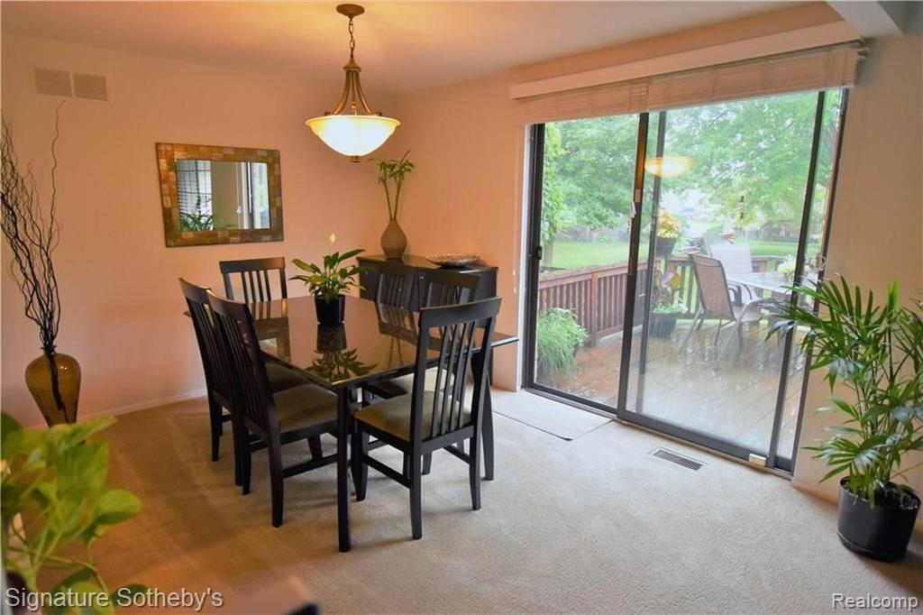 1907 Allenway Court, Unit 99 Rochester Hills, MI 48309 - Photo 5 of 20