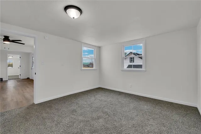 $279,000 | 309 East 2nd Street, Bonner Springs, KS 66012