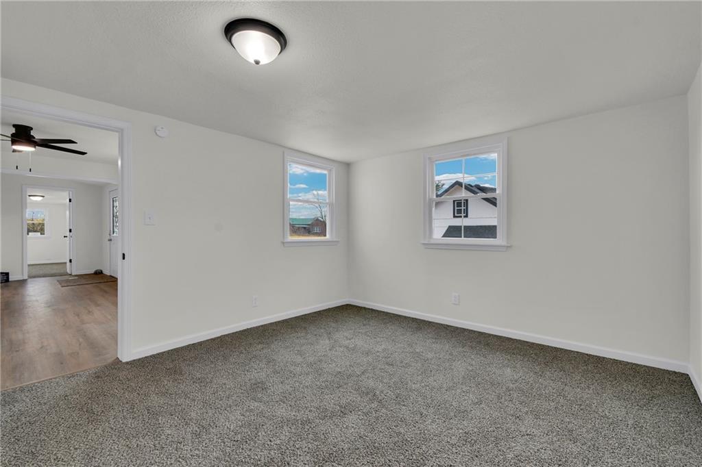 309 East 2nd Street Bonner Springs, KS 66012 - Photo 17 of 39