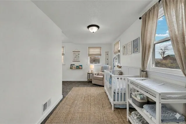 $279,000 | 309 East 2nd Street, Bonner Springs, KS 66012